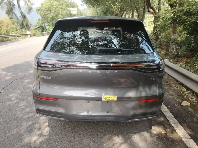 Geely Galaxy E5 — Фото автомобиля 5