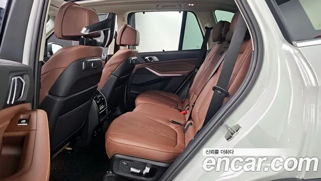 BMW X5 — Фото автомобиля 12