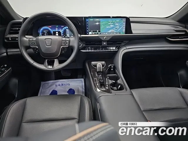 Toyota Crown — Фото автомобиля 7