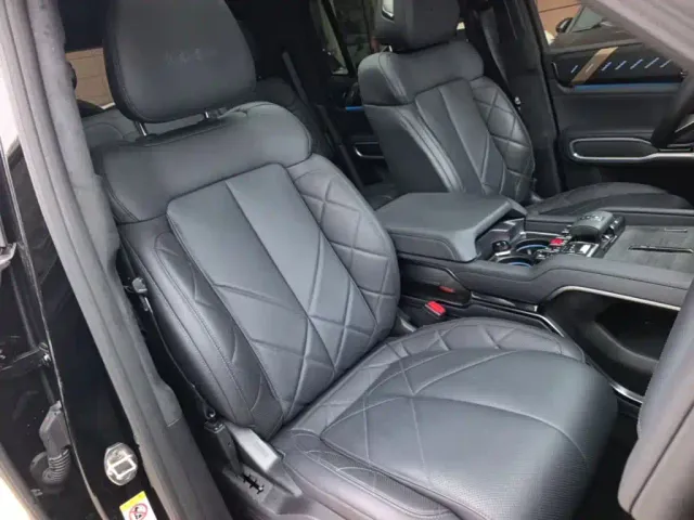 BYD FangChengBao Leopard 8 — Фото автомобиля 24