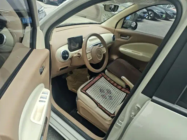 Wuling Hongguang Mini EV — Фото автомобиля 14