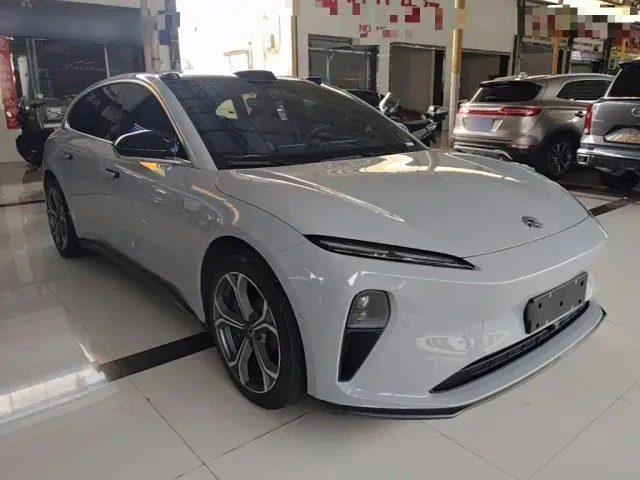 Nio ET5 Touring — Фото автомобиля 3
