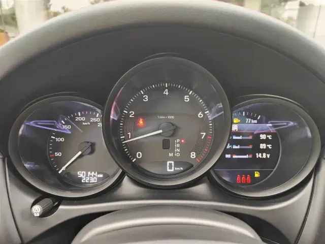 Porsche Macan — Фото автомобиля 12