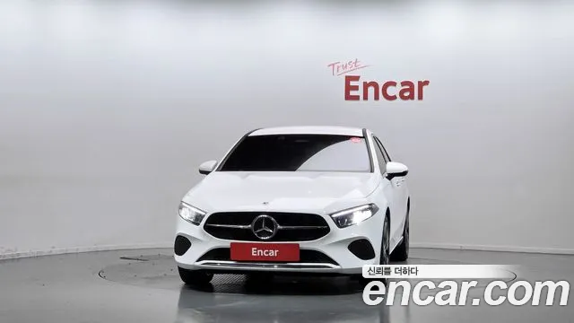 Mercedes-Benz A-Class W177 — Фото автомобиля 3