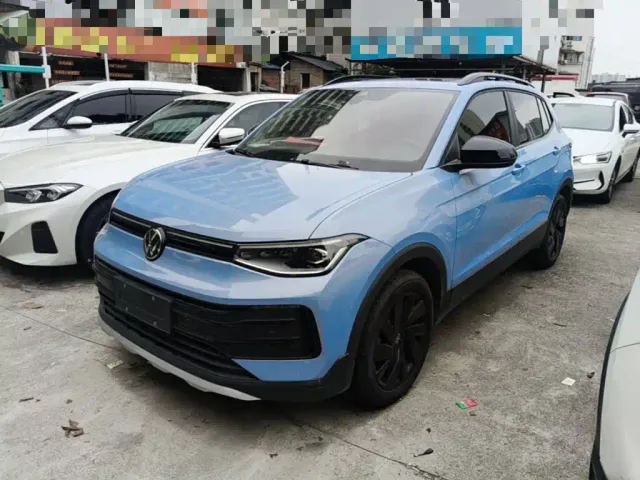 Фотография автомобиля — Volkswagen Tharu