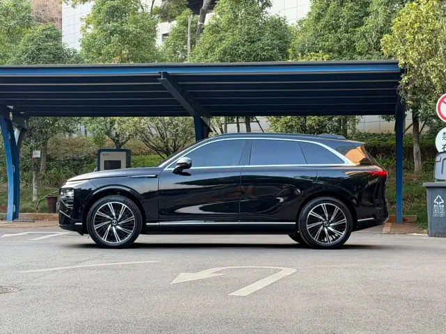 Xpeng G9 — Фото автомобиля 4