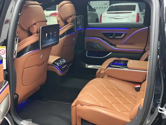 Mercedes-Benz Maybach S-Class — Фото автомобиля 21