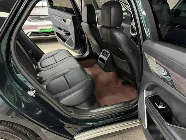 Jaguar Jaguar XFL 2021 XFL 2.0T P200 2WD Elite Luxury Edition — Фото автомобиля 5