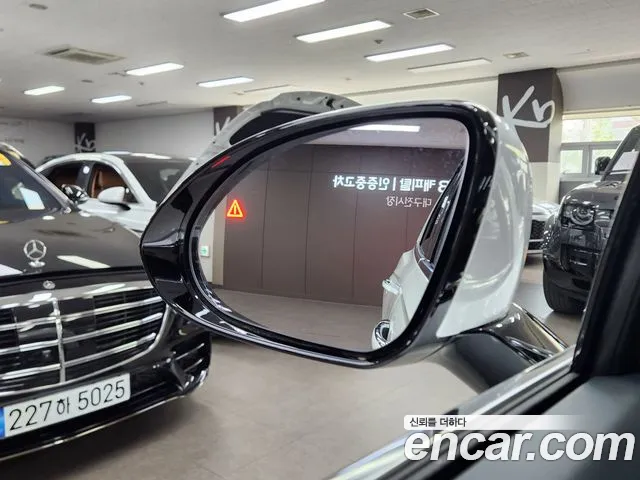 Genesis GV70 2.5T Бензин AWD — Фото автомобиля 10