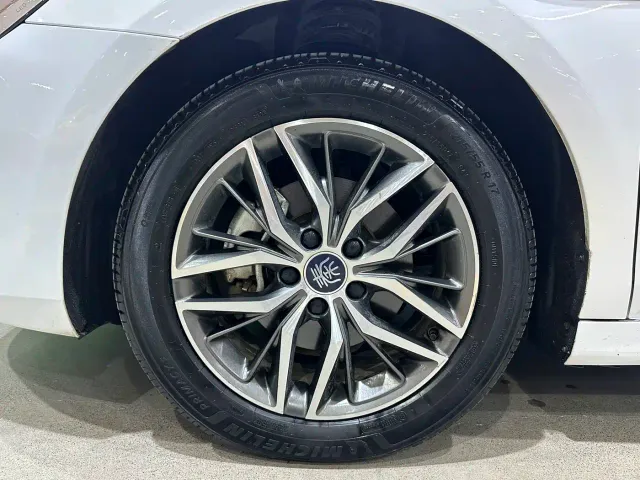 BYD Qin PLUS — Фото автомобиля 6