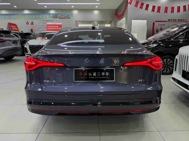 Hongqi H7 — Фото автомобиля 5