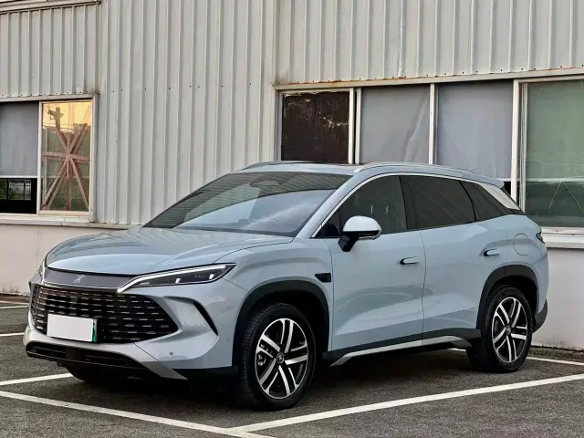 BYD Song L DM-i — Фото автомобиля 3