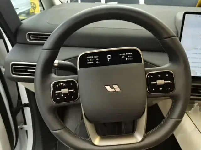 Li Auto MEGA — Фото автомобиля 10