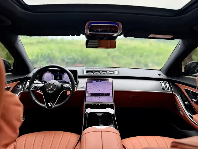 Mercedes-Benz S-Class — Фото автомобиля 8