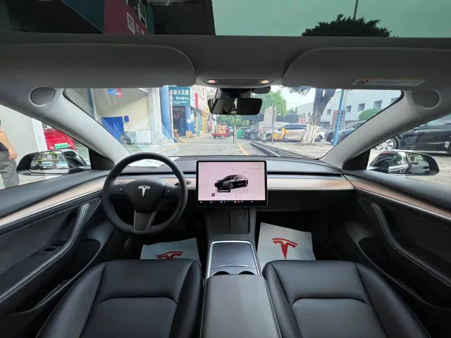 Tesla Model 3 2022 Model Rear-Wheel Drive Version — Фото автомобиля 11