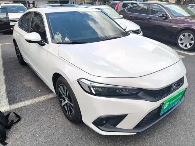 Honda Civic — Фото автомобиля 3