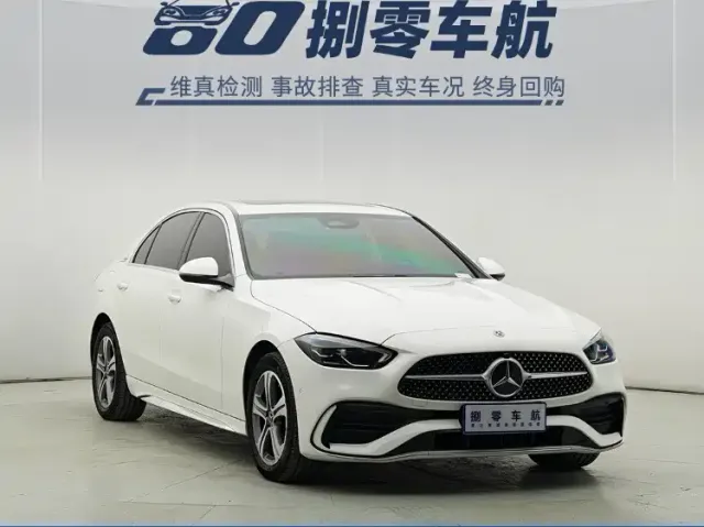 Mercedes-Benz C-Class — Фото автомобиля 3
