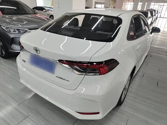 Toyota Corolla — Фото автомобиля 4