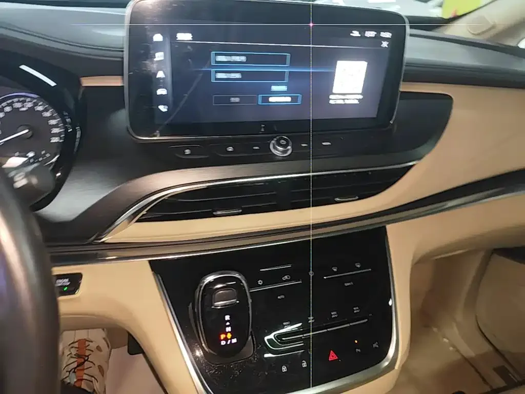 Buick Buick GL8 2023 Land Business Class Smart Premium — Фото автомобиля 12