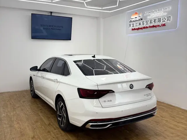 Volkswagen Sagitar — Фото автомобиля 4