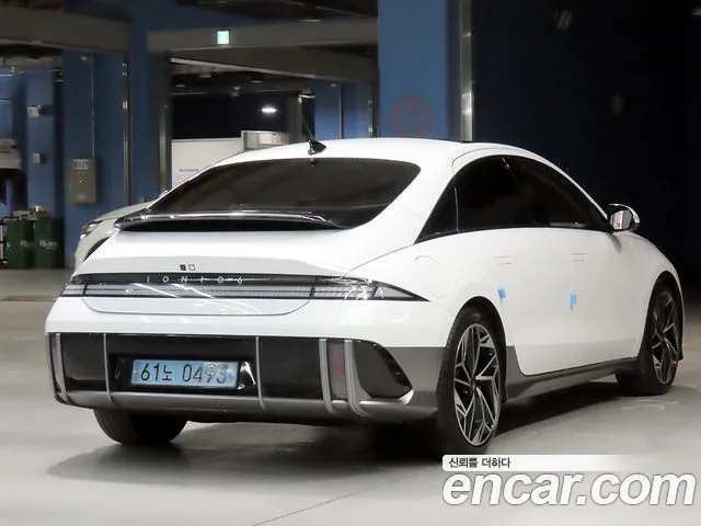 Hyundai Ioniq 6 — Фото автомобиля 2