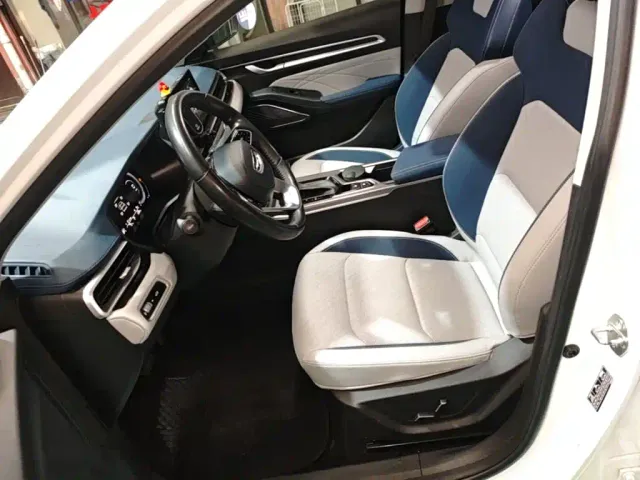 Geely Emgrand — Фото автомобиля 14