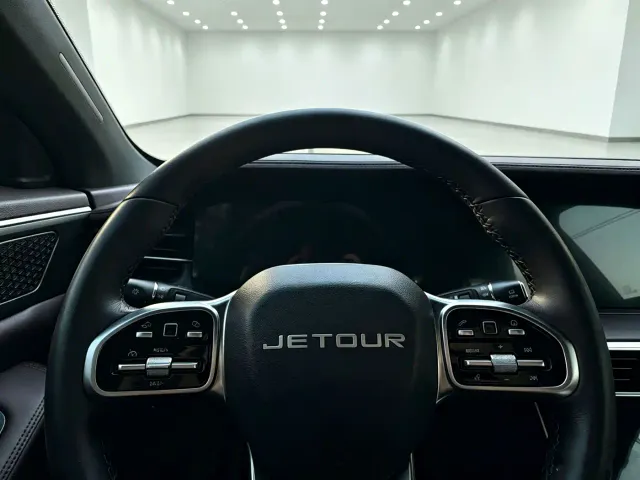 Jetour X90 — Фото автомобиля 10