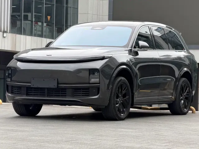 Фотография автомобиля — Li Auto L8