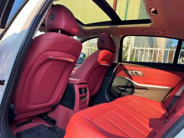 BMW BMW 3 Series 2025 330Li M Sport Night Edition — Фото автомобиля 12