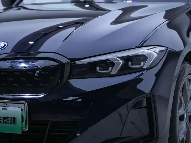 BMW i3 — Фото автомобиля 9