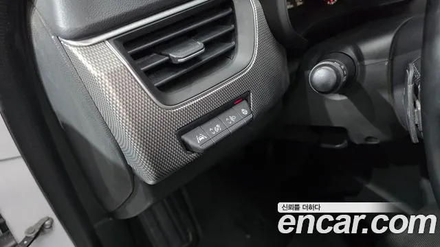Renault Korea XM3 — Фото автомобиля 19