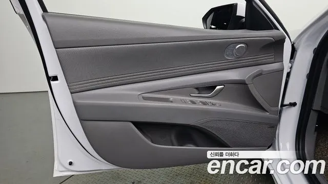 Hyundai Avante CN7 — Фото автомобиля 13