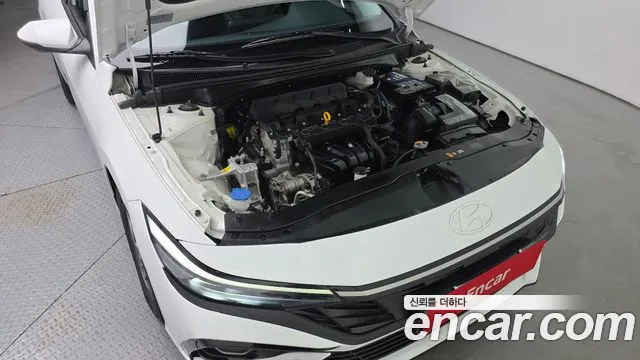 Hyundai Avante CN7 — Фото автомобиля 6