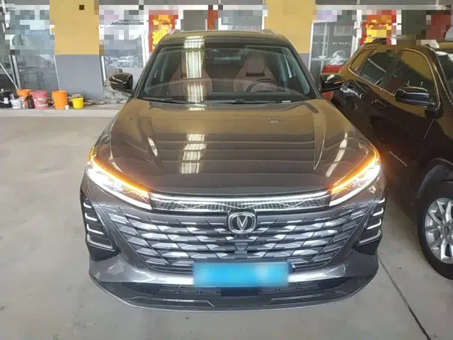 Changan CS75 Plus — Фото автомобиля 2