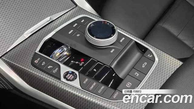 BMW 4 Series G22 — Фото автомобиля 9