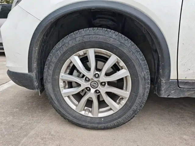 Nissan X-Trail — Фото автомобиля 22