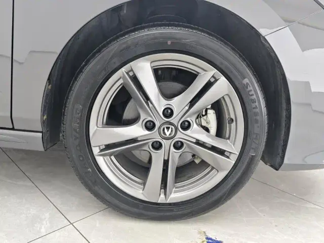 Changan Raeton Plus — Фото автомобиля 6