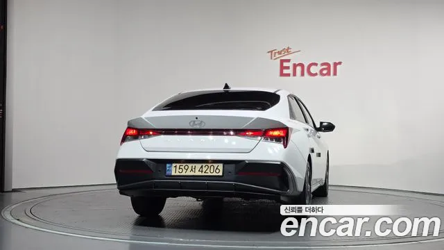 Hyundai AVANTE Новый Avante (CN7) — Фото автомобиля 4