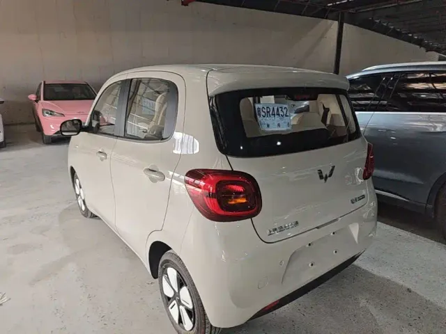 Wuling Hongguang Mini EV — Фото автомобиля 5