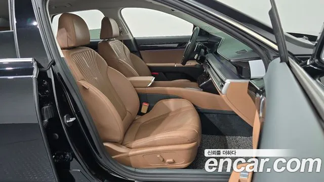 Hyundai Grandeur GN7 — Фото автомобиля 16