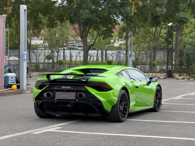 Lamborghini Huracan — Фото автомобиля 5