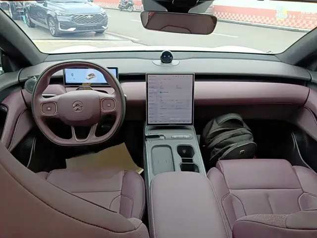 Nio ET5 Touring — Фото автомобиля 9