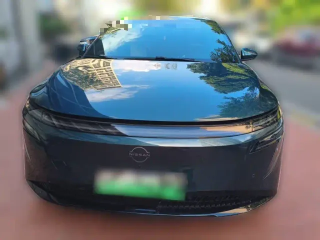 Nissan N7 — Фото автомобиля 2