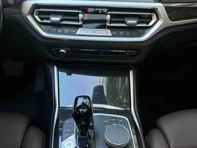 BMW 3 Series — Фото автомобиля 7