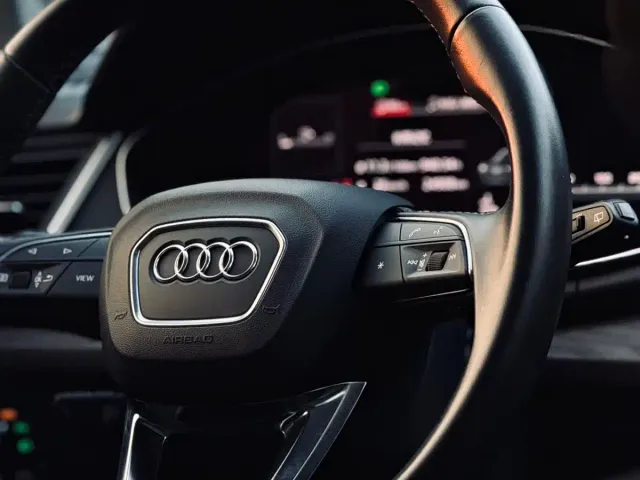 Audi Q5L — Фото автомобиля 10