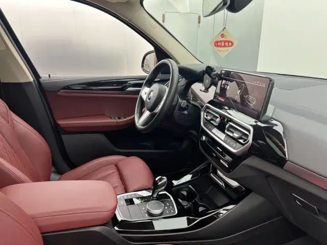 BMW X3 — Фото автомобиля 11