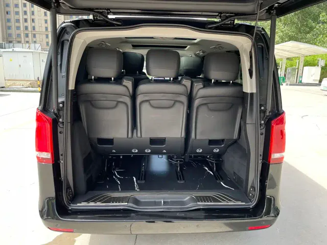 Mercedes-Benz V-Class — Фото автомобиля 15