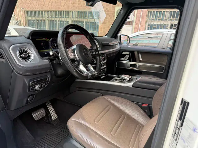 Mercedes-Benz G-Class — Фото автомобиля 11
