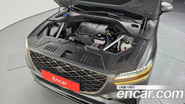 Genesis GV70 2.5T Бензин 2WD — Фото автомобиля 6