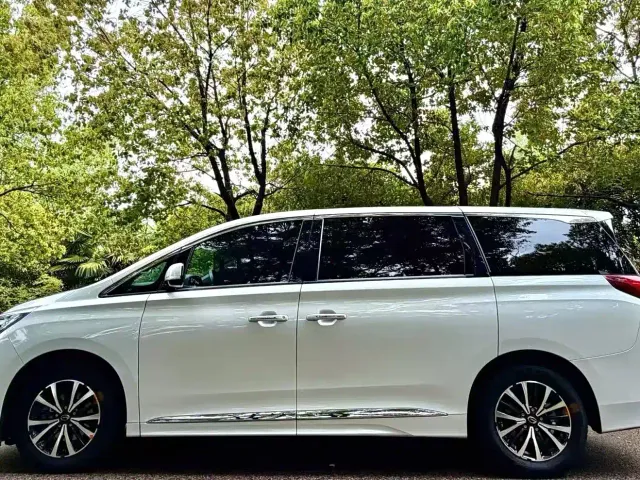 GAC Trumpchi M8 — Фото автомобиля 3